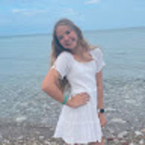 Meet your Posher, Avery